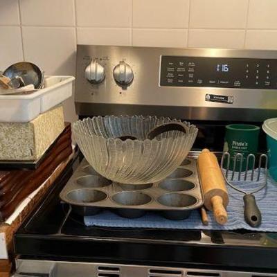 WWT132 - Kitchen & Utensils Mystery Lot 