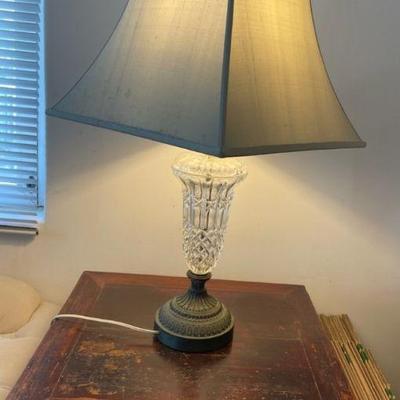 WWT059 - Beautiful Vintage Crystal Lamp