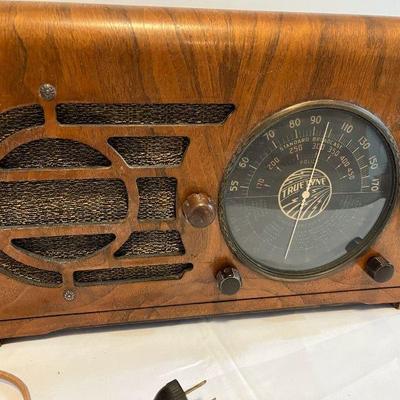 Tube radio