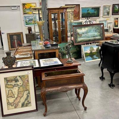 Estate sale photo