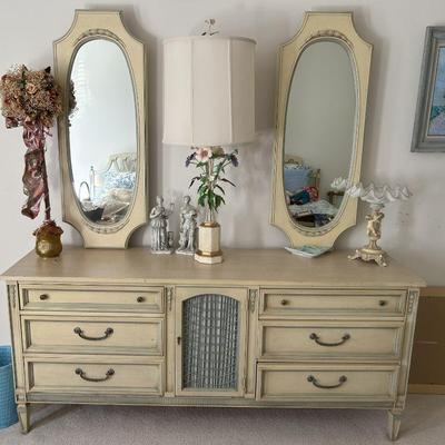 French Provincial 1960s Dressor Double Mirror 6 Drawers - Bedroom Set 2