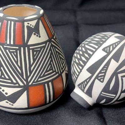 Yolanda chino acoma pottery