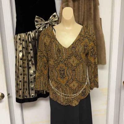 Vintage womens clothing
