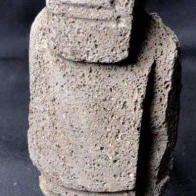 Moai easter island souvenir figurine