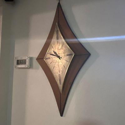 Wall clock