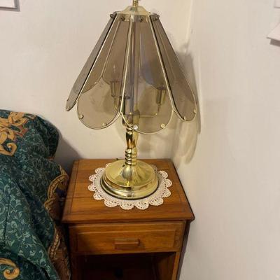 Glass shade table lamp