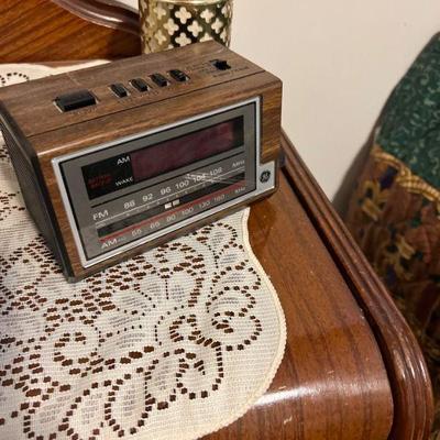 Clock radio