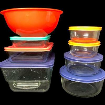 TICA603 Pyrex Assortment	All different size container's.
