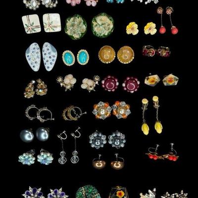 BEBO918 Assortment Of Clip On Earrings, Brooches And Pins	An assortment of 26 pairs of clip on earrings. The bottom row has 7 pins and...