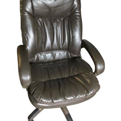 TICA614 Soho Harrington Brown Leather Chair	Nice office leather chair.
