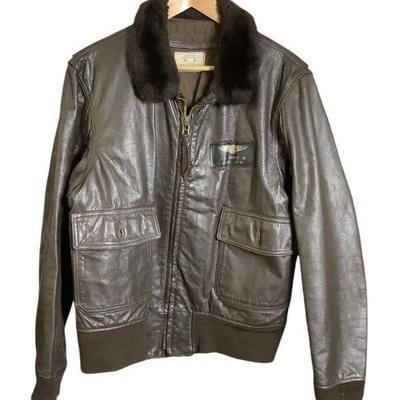 BEBO622 60’s USN G-1 Leather Flight Jacket	This flight jacket has a fur collar, and is size 44 which would be a size large. 
