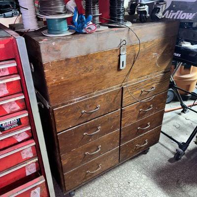 Large homemade tool chest, nice!