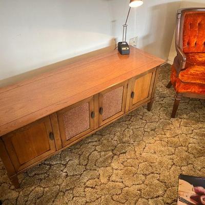 LOVELY midmod teak stereo cabinet in good condition! 