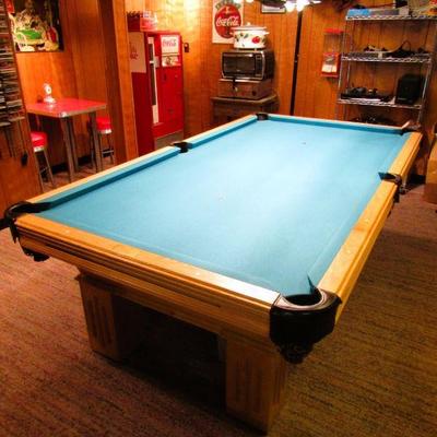 Olhausen billiards table