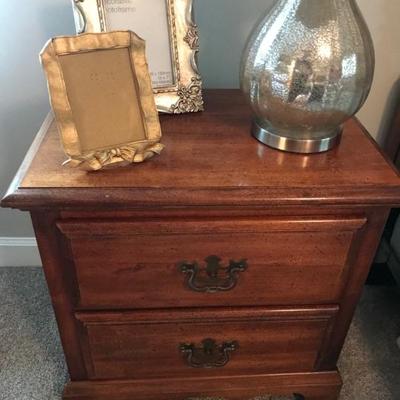 nightstand $129
24 X 16 X 23" two available