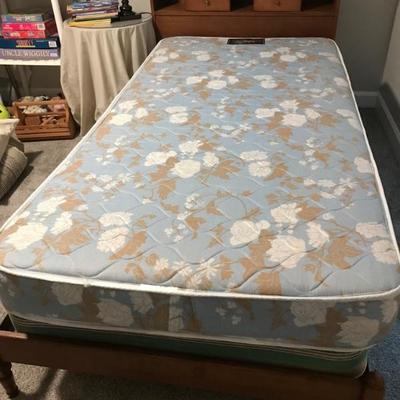 twin bed $65