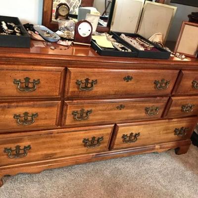 dresser with mirror $269
60 X 18 X 31"