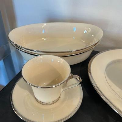 Back two serving bowls sold 