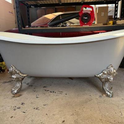 New claw foot bath tub from Ferguson's