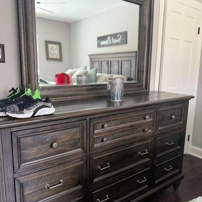 Queen bedroom set, like new condition.  Available for pre-sale