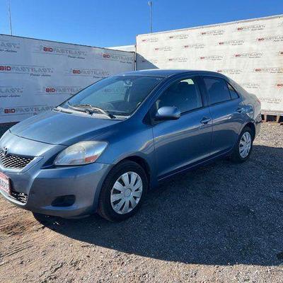 #208 • 2012 Toyota Yaris
