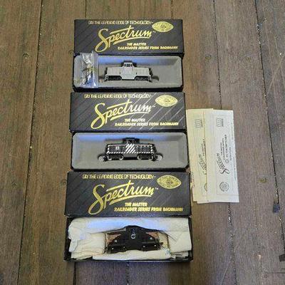#10092 • (3) Spectrum HO Scale Model Train Locomotives

