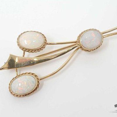 #804 • 10k Yellow Gold Pin with (3) Opal Stones, 4g
