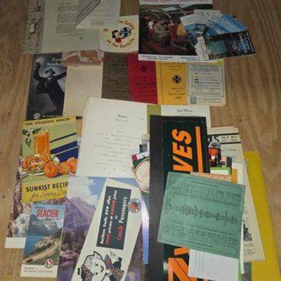 #10510 • Box of Photographs
