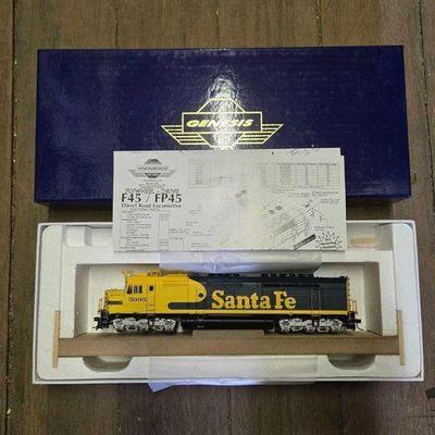 #10056 • Athearn Genesis Santa Fe FP45 Model Locomotive
