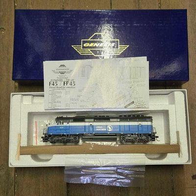 #10052 • Athearn Genesis Great Northen F45 Model Locomotive
