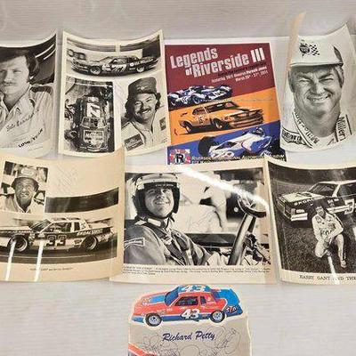 #1973 • Racing Flyers, Nascar Racer Photos & Autographs & More
