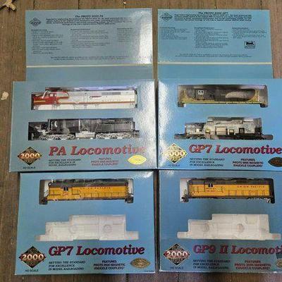 #10084 • (4) Proto 2000 Series HO Scale Model Locomotives
