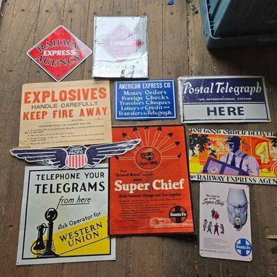 #10622 • (10) Railroad Signs
