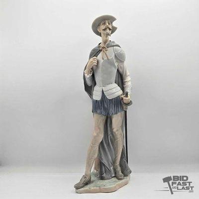 #2254 • Lladró Don Quixote Porcelain Sculpture
