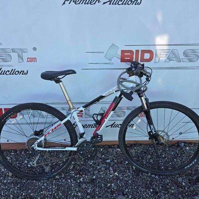 #10 • Aguila 9-Speed Mountain Bike with 29" Wheels

