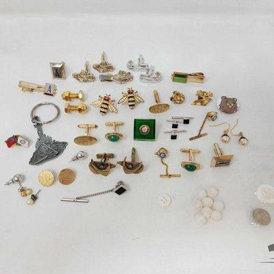 #1028 • Costume Jewelry
