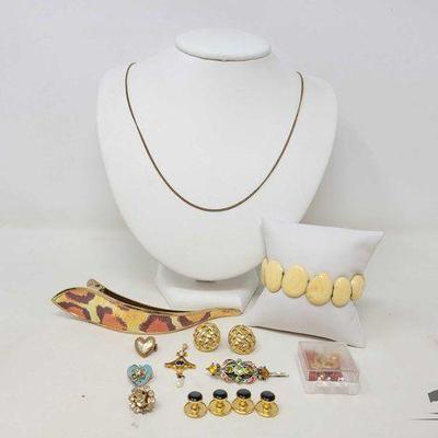 #1032 • Costume Jewerly
