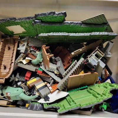 #5526 • Tote of Legos
