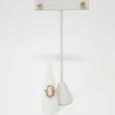 #746 • 14k Yellow Gold Pearl Ring & Earrings with Semi-Precious Stones, 4g
