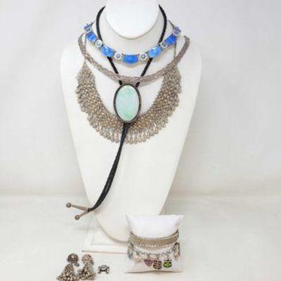 #913 • Sterling Silver Necklaces, Bracelets & Earrings, 300g
