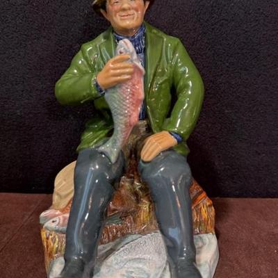 1965 * Royal Doulton Seated Character * ‘A Good Catch’ * 2258