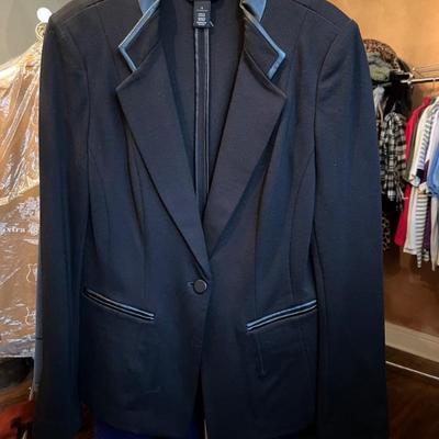 Designer clothing—sizes 2-6, some 8s; designer shoes, incl. Ferraegamo and Prada, sizes 9M-10M, vintage furs, fun tees, fancy golf shirts...