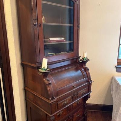 Tall late 19th century secretary desk with glass hutch and drawers, plus little shelves for candlesticks in gorgeous condition