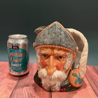 Loads of Toby jugs, character jugs in all sizes from Royal Doulton, Sterling and Artone—Winston Churchill, Falstaff, Neptune, pirates,...