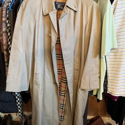 Mens Burberry coat with wool lining