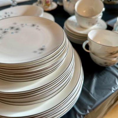 Vintage Royal Doulton Thistledown china set