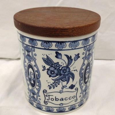 Delft tobacco jar