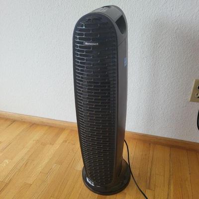 53 honeywell oscillating three speed fan