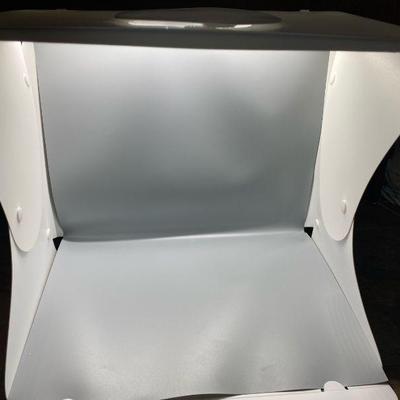 MCM001 Folding Photo Studio Light Box w/Four Backgrounds