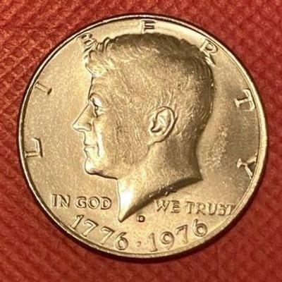 MCM030 - 1776-1976 D Bicentennial Kennedy Half Dollar With Filled Mint Mark Error